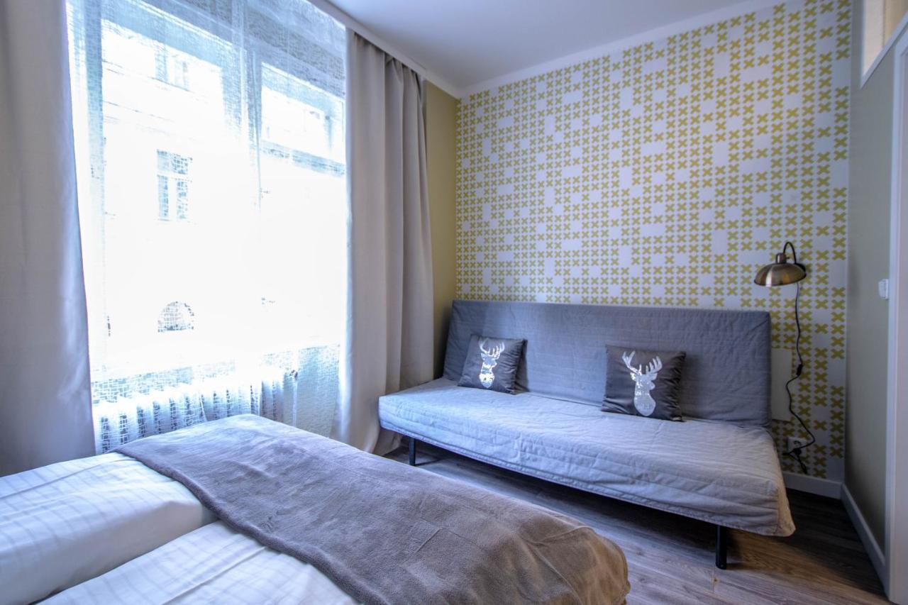 Old Town Rybna Apt By Ruterra Praga Esterno foto